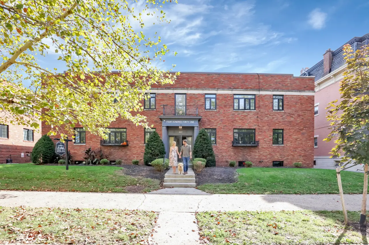 Topiary Park Living exterior facade in the Discovery District